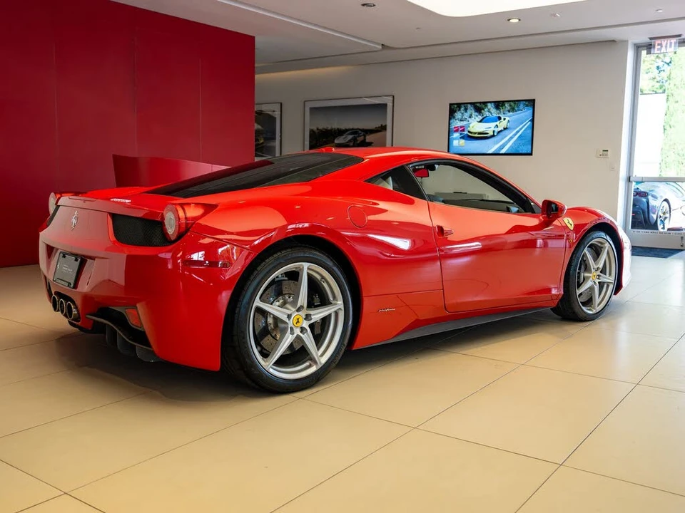 2011 Ferrari 458 Italia - Image 6 of 25