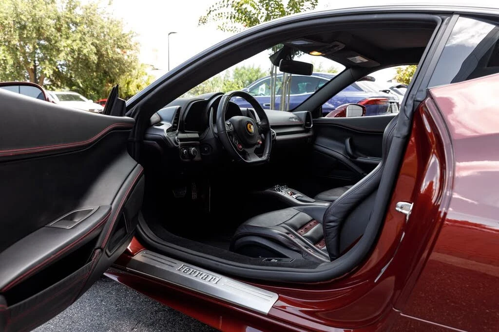 2011 Ferrari 458 Italia - Image 21 of 31