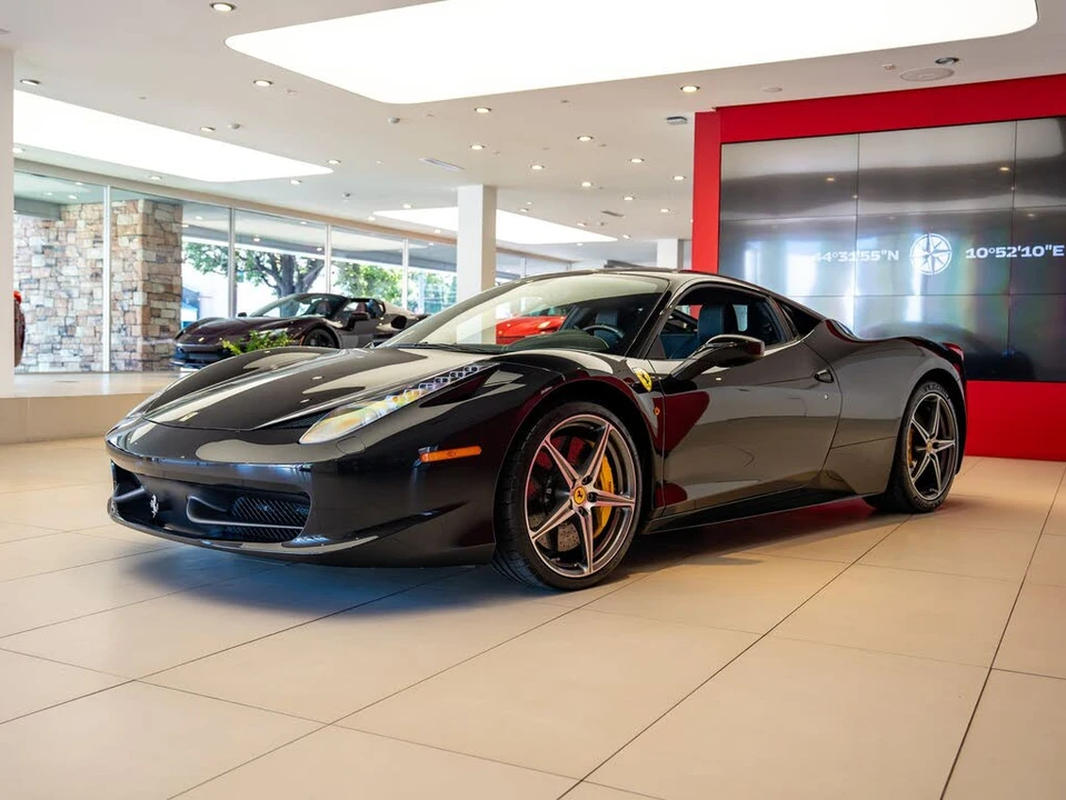 2011 Ferrari 458 Italia - Image 4 of 25