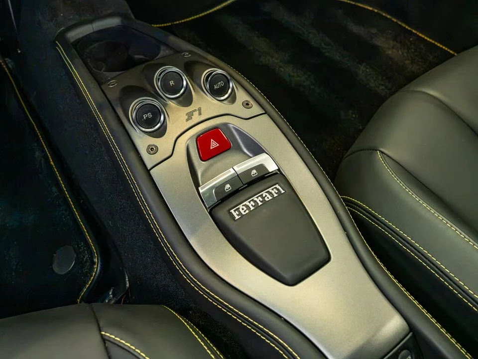 2011 Ferrari 458 Italia - Image 15 of 25