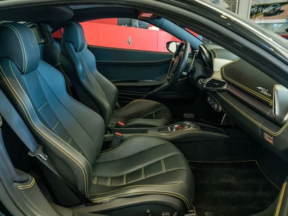 2011 Ferrari 458 Italia - Image 18 of 25