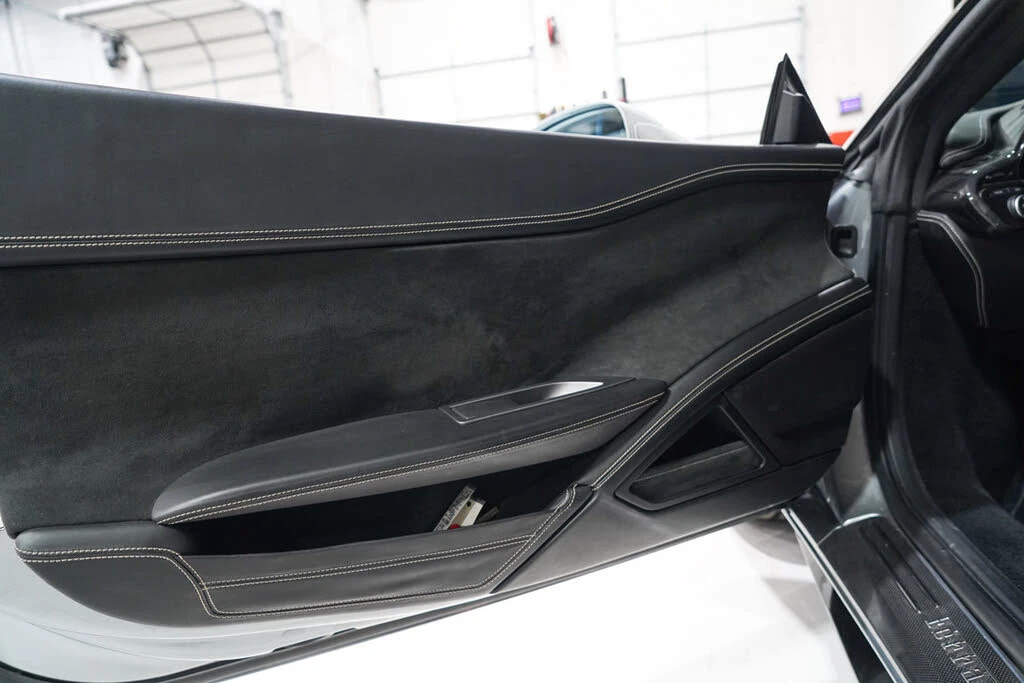 2011 Ferrari 458 Italia - Image 19 of 31