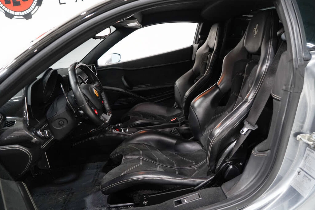 2011 Ferrari 458 Italia - Image 8 of 31