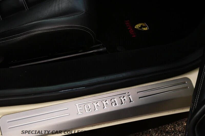 2011 Ferrari 458 Italia - Image 28 of 31
