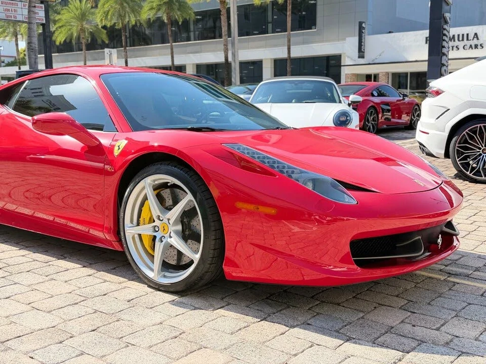 2011 Ferrari 458 Italia - Image 8 of 31