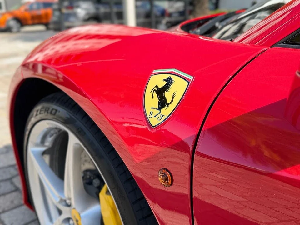 2011 Ferrari 458 Italia - Image 24 of 31