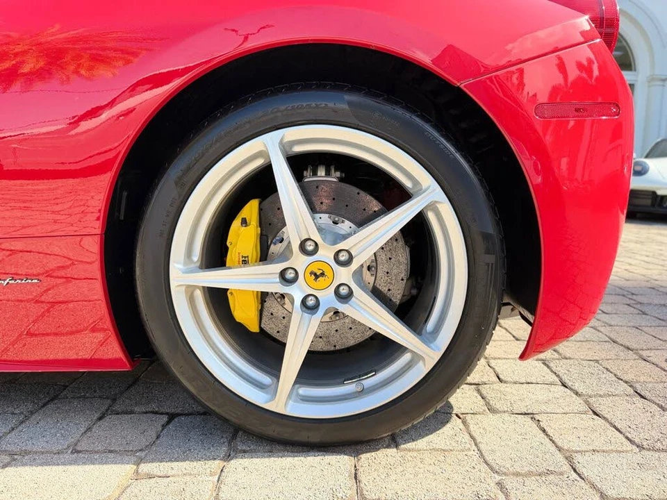 2011 Ferrari 458 Italia - Image 30 of 31