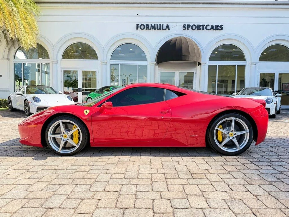 2011 Ferrari 458 Italia - Image 22 of 31