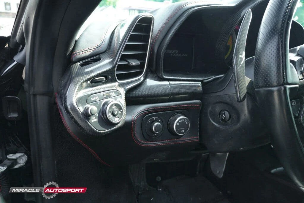 2011 Ferrari 458 Italia - Image 26 of 31