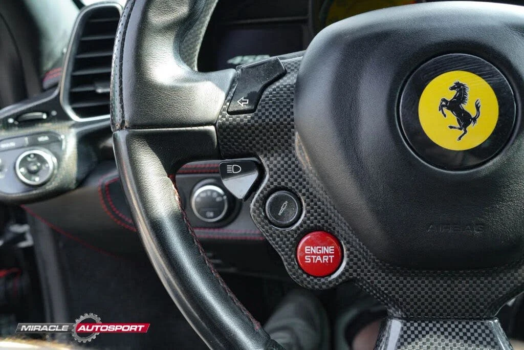 2011 Ferrari 458 Italia - Image 28 of 31