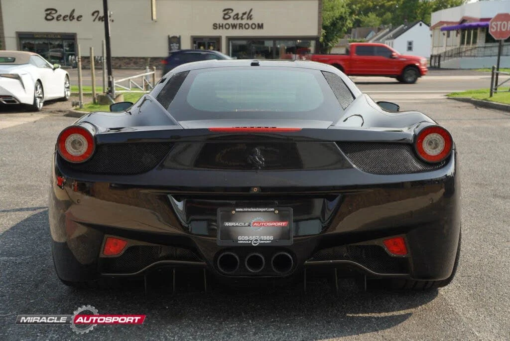 2011 Ferrari 458 Italia - Image 6 of 31