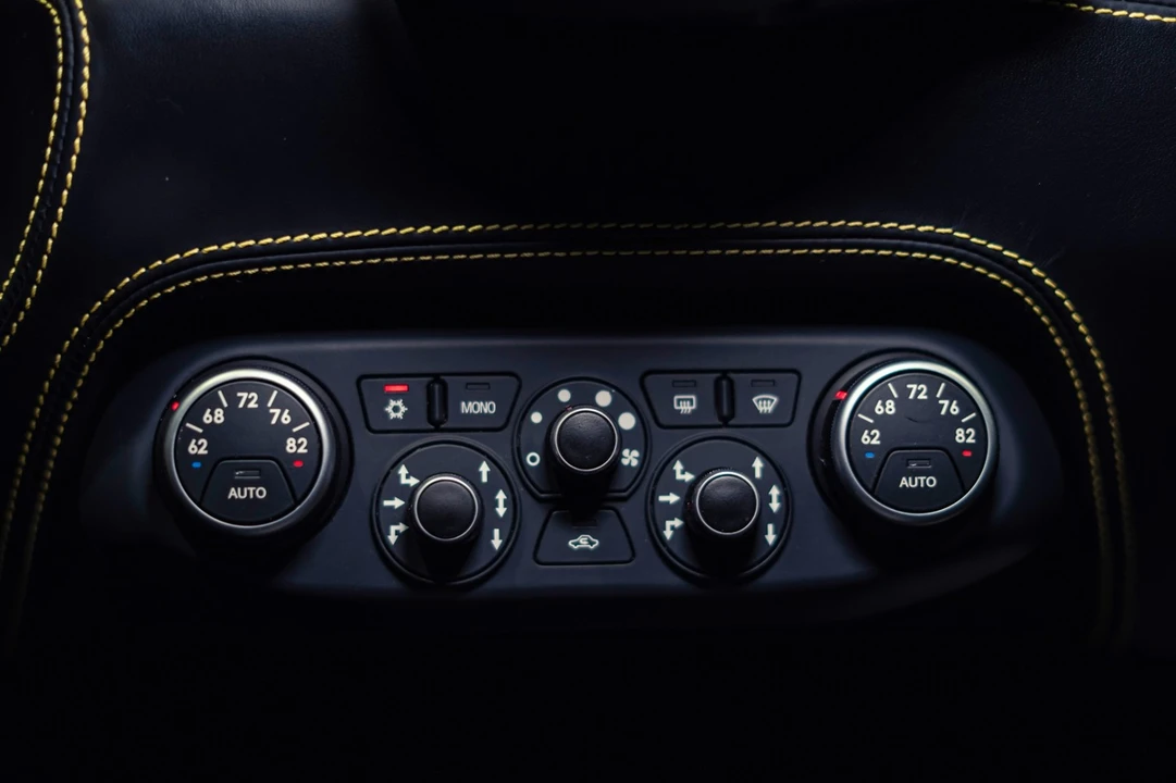 2011 Ferrari 458 Italia - Image 16 of 31