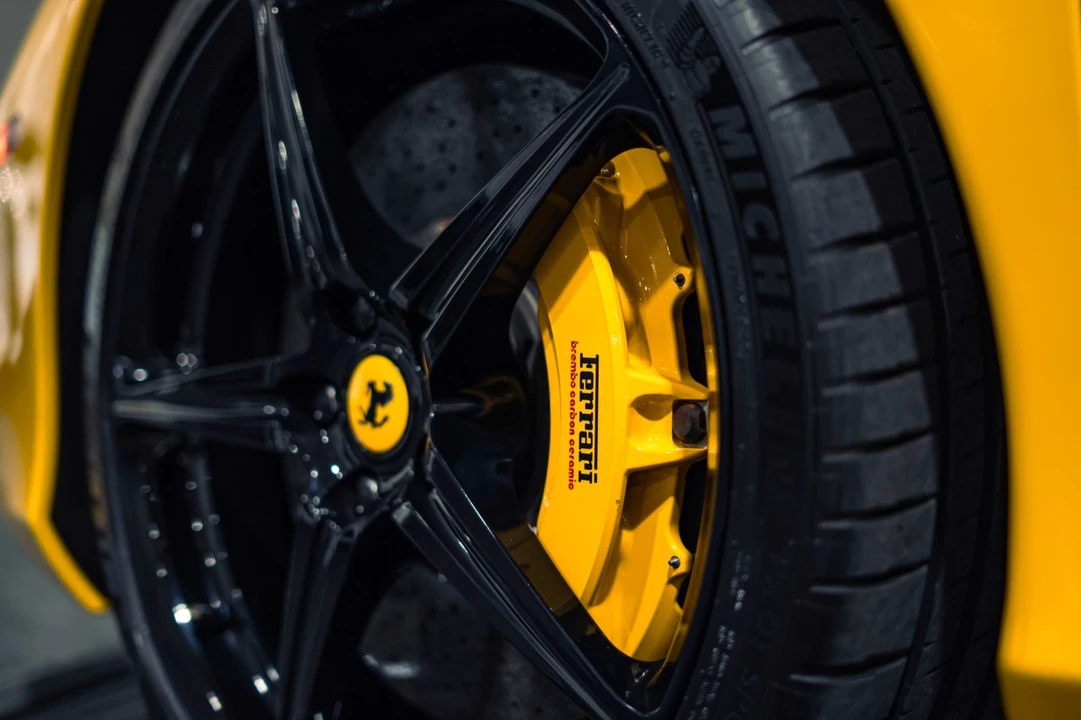 2011 Ferrari 458 Italia - Image 13 of 31