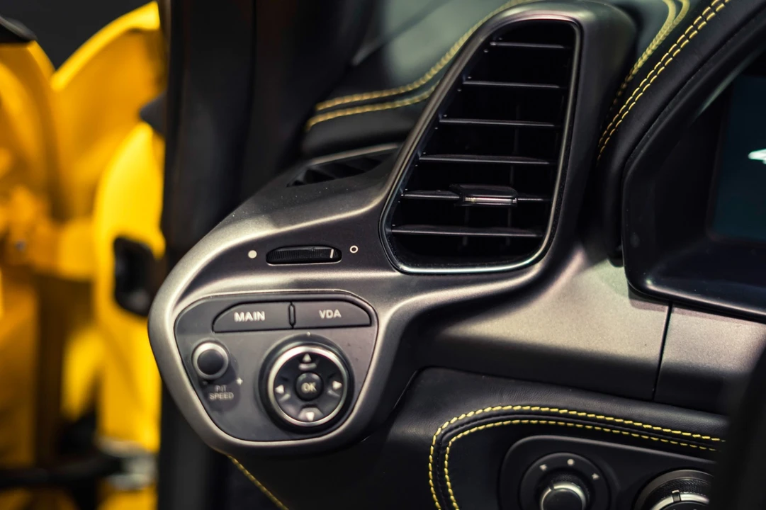 2011 Ferrari 458 Italia - Image 25 of 31