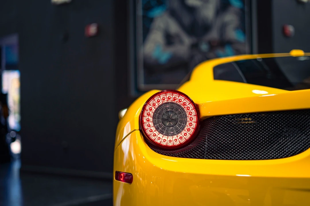 2011 Ferrari 458 Italia - Image 24 of 31