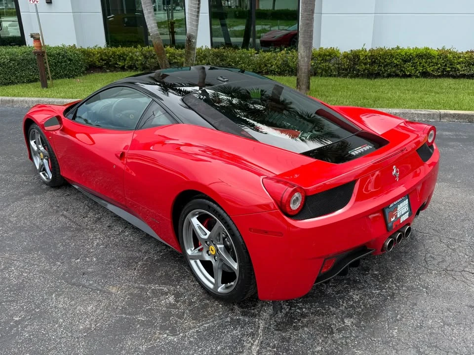 2011 Ferrari 458 Italia - Image 7 of 19