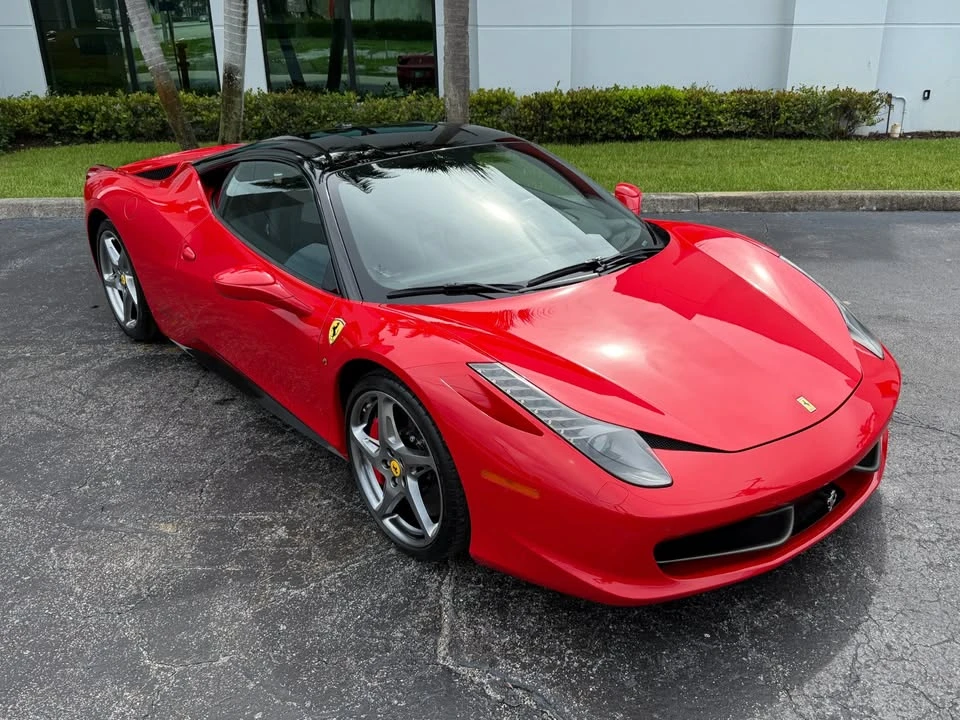 2011 Ferrari 458 Italia - Image 4 of 19