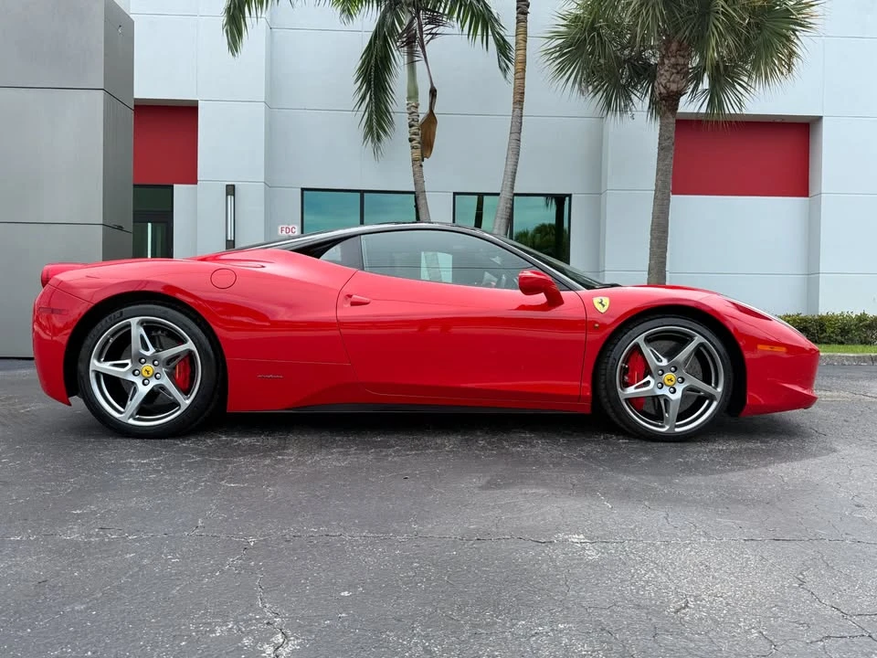 2011 Ferrari 458 Italia - Image 11 of 19