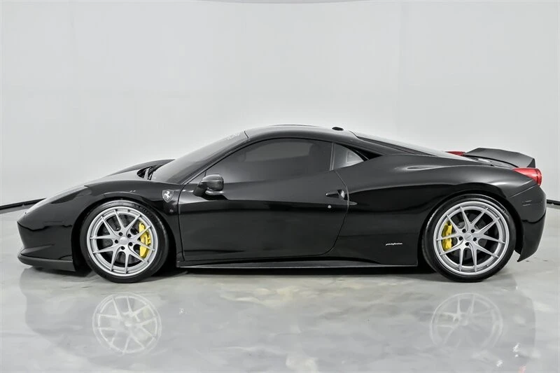 2011 Ferrari 458 Italia - Image 8 of 21