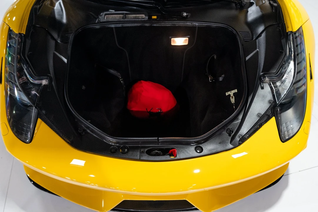 2011 Ferrari 458 Italia - Image 28 of 31