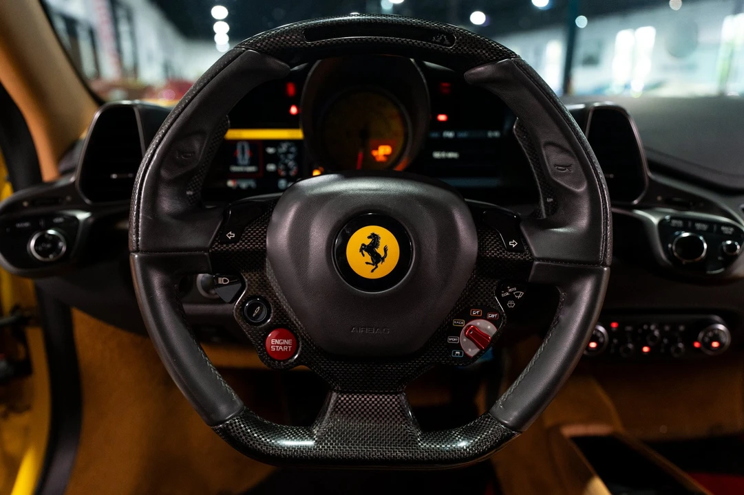 2011 Ferrari 458 Italia - Image 14 of 31