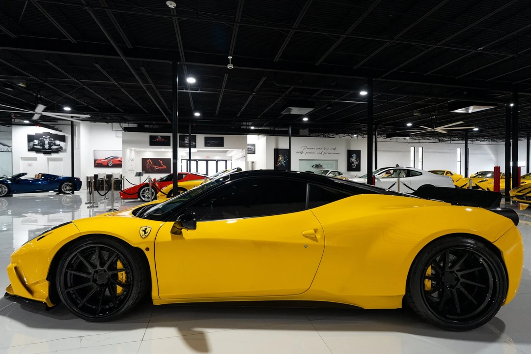 2011 Ferrari 458 Italia - Image 4 of 31