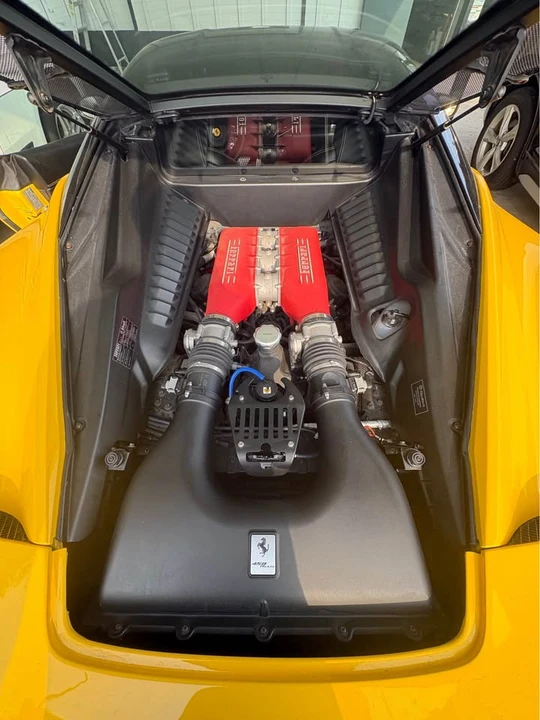 2011 Ferrari 458 Italia - Image 9 of 14