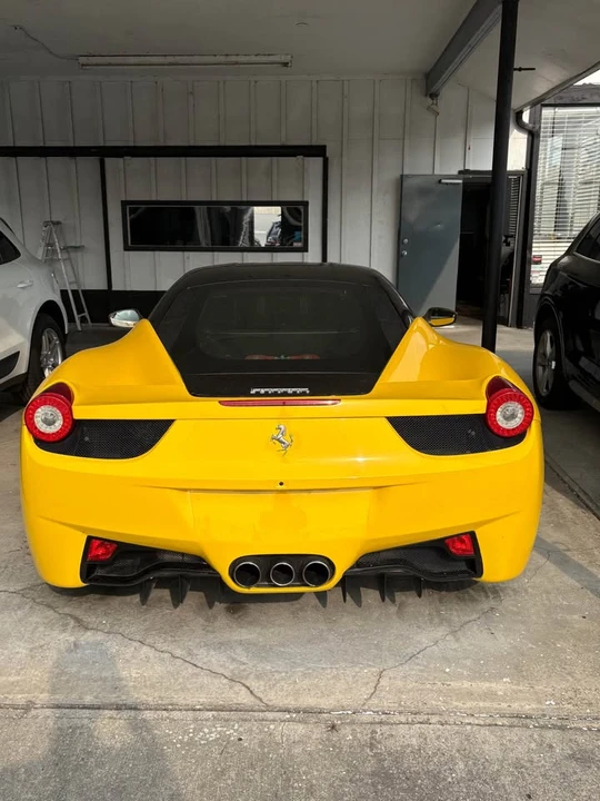 2011 Ferrari 458 Italia - Image 5 of 14
