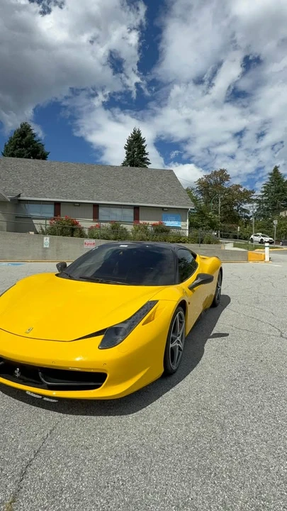 2011 Ferrari 458 Italia - Image 2 of 9