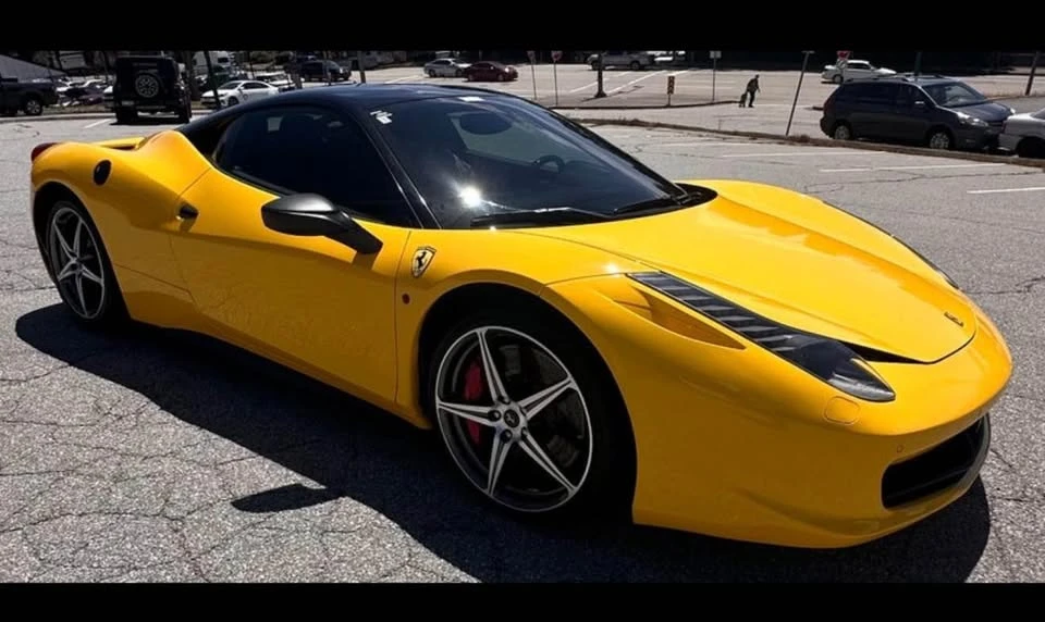 2011 Ferrari 458 Italia - Image 2 of 2