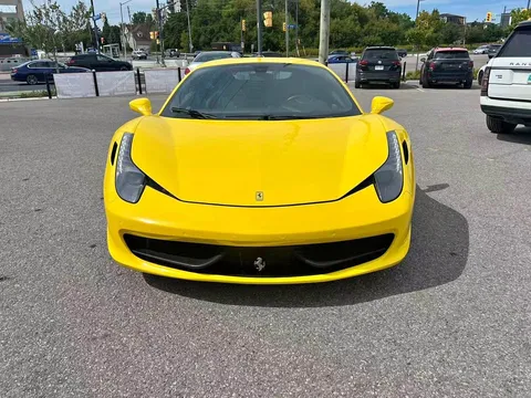 2011 Ferrari 458 Italia Coupe