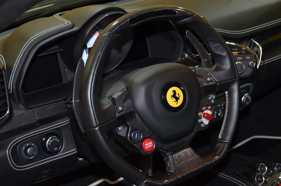 2011 Ferrari 458 Italia - Image 11 of 31