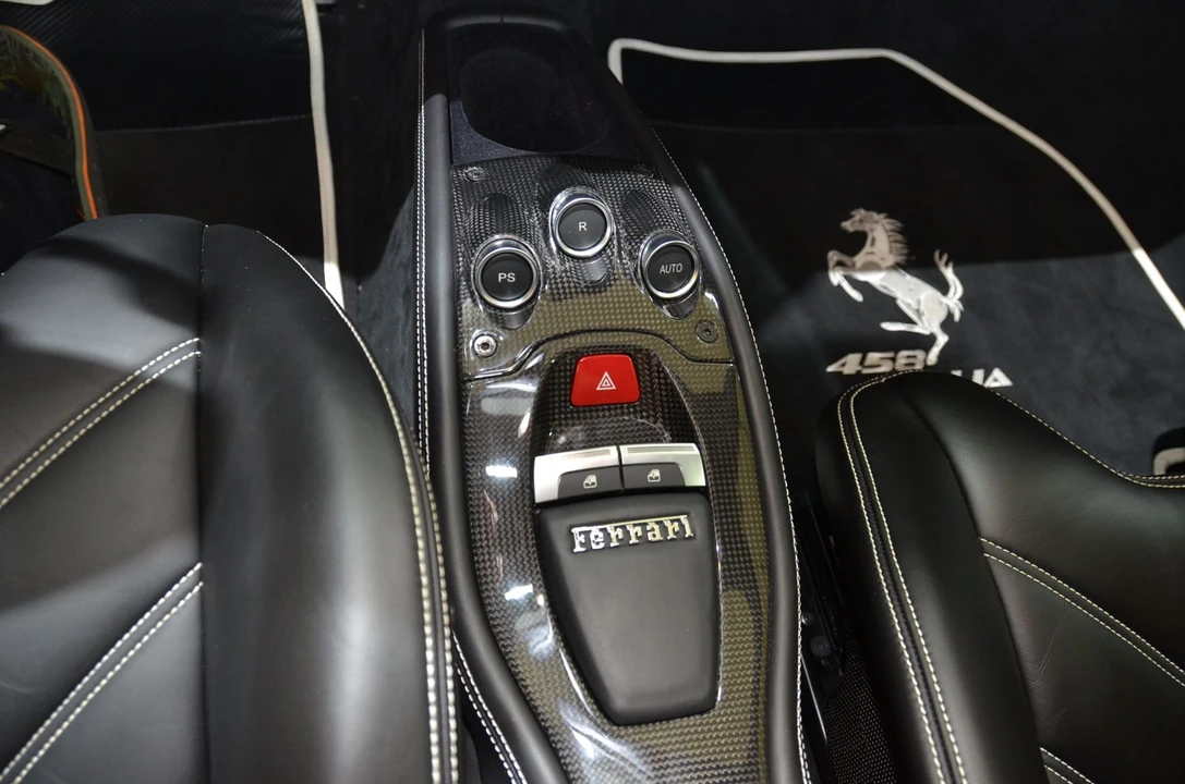 2011 Ferrari 458 Italia - Image 13 of 31