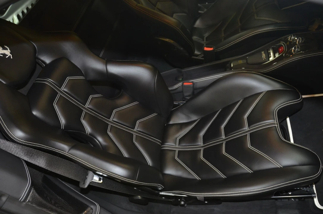 2011 Ferrari 458 Italia - Image 21 of 31