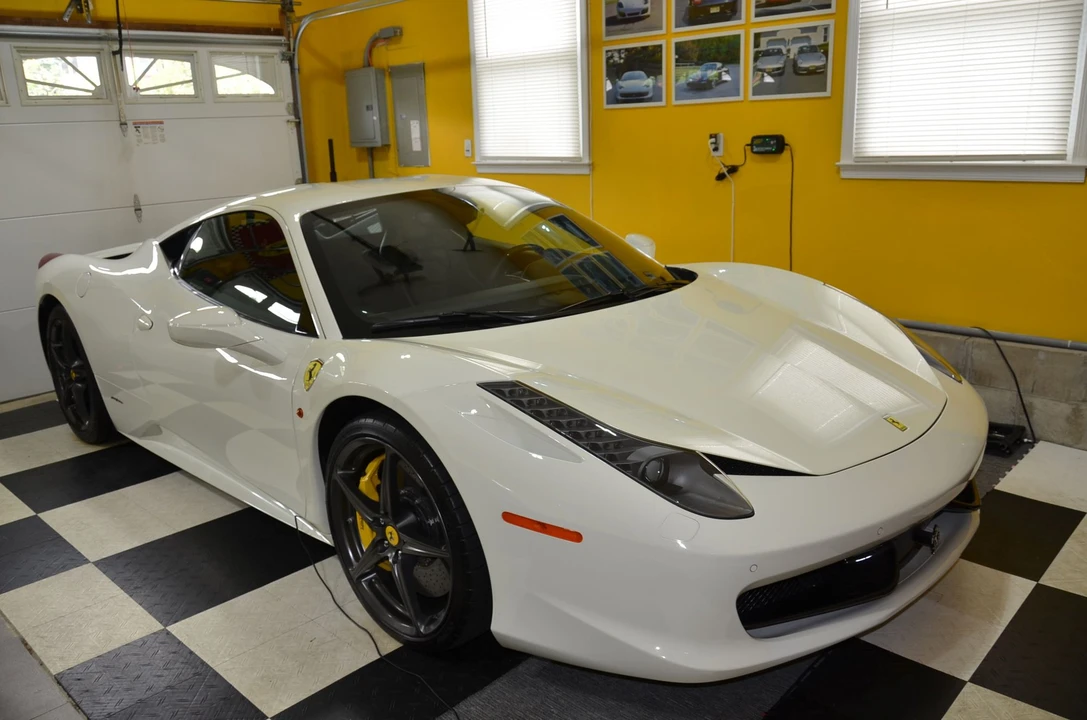 2011 Ferrari 458 Italia - Image 24 of 31