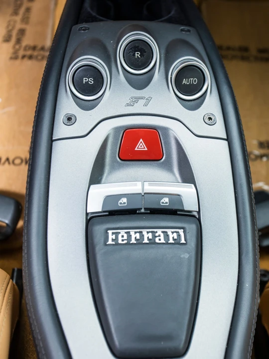2011 Ferrari 458 Italia - Image 22 of 31