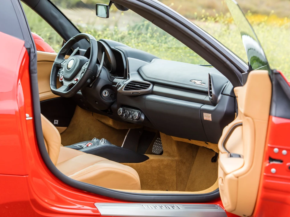 2011 Ferrari 458 Italia - Image 23 of 31