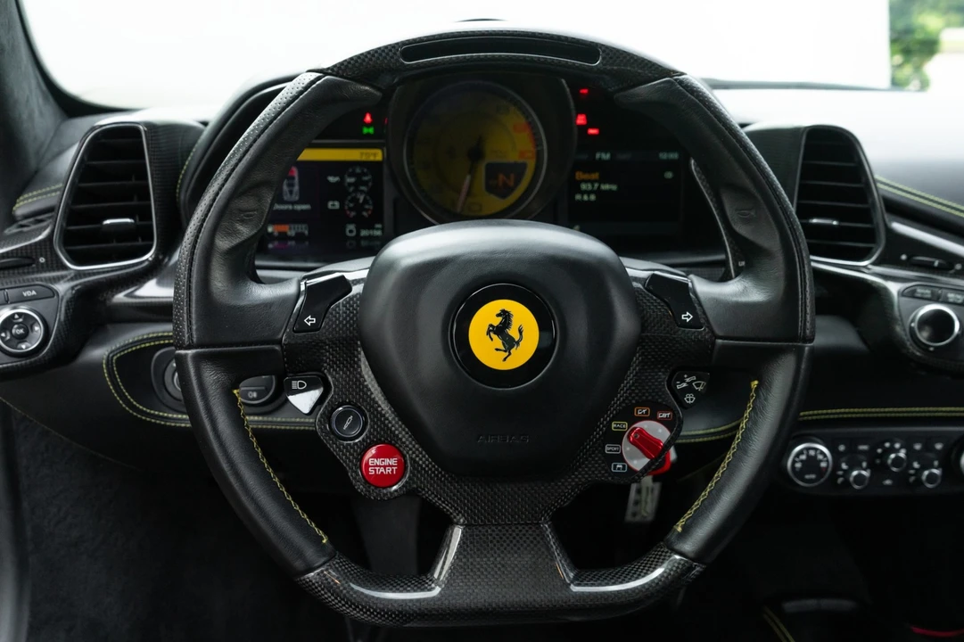 2011 Ferrari 458 Italia - Image 11 of 31
