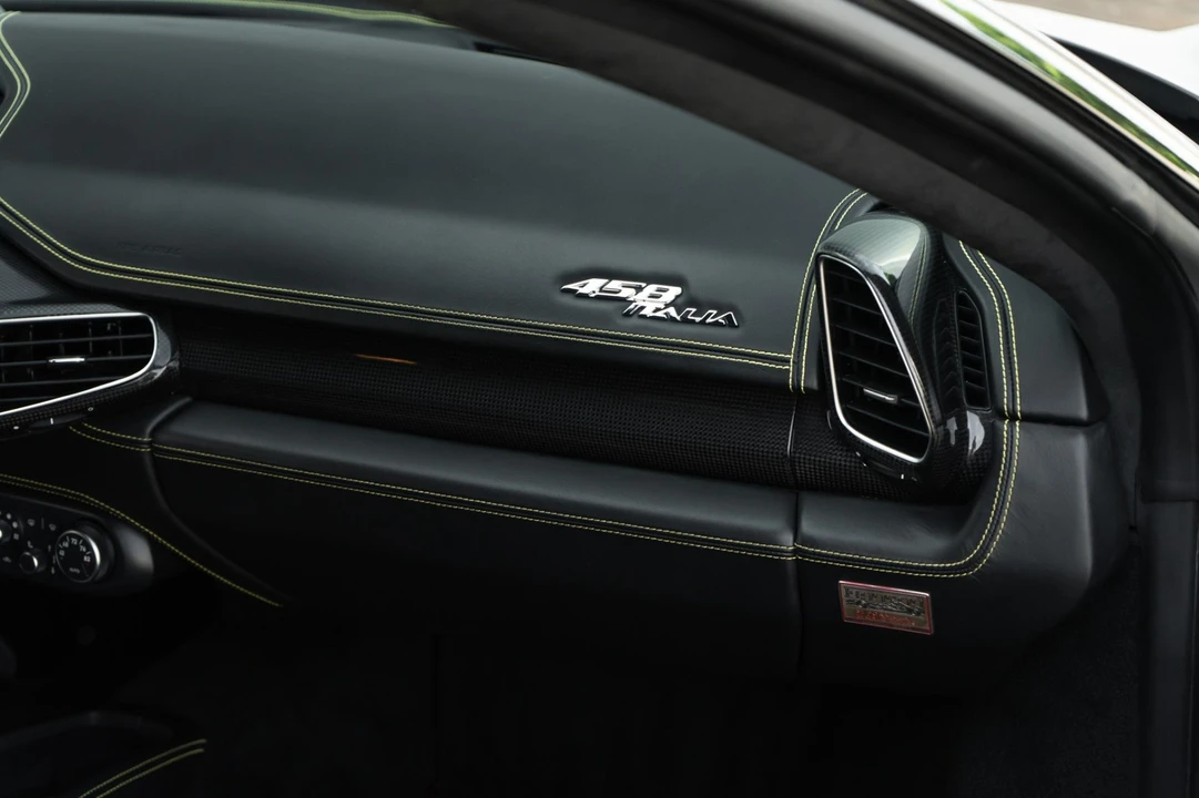 2011 Ferrari 458 Italia - Image 25 of 31