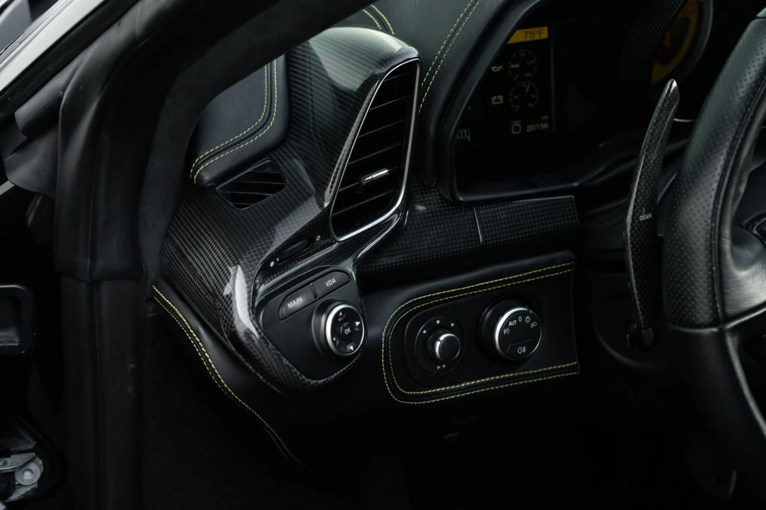 2011 Ferrari 458 Italia - Image 22 of 31
