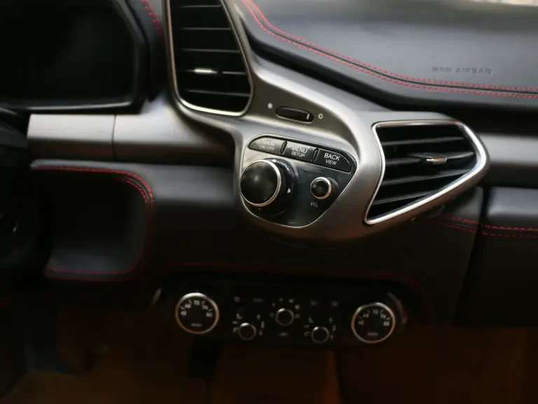 2011 Ferrari 458 Italia - Image 28 of 31