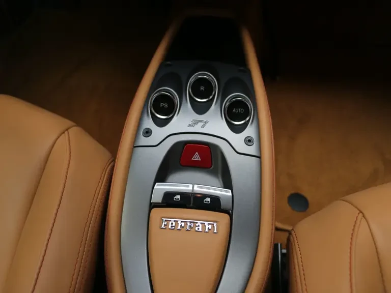 2011 Ferrari 458 Italia - Image 27 of 31