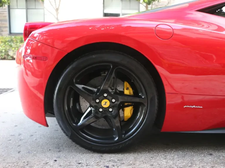 2011 Ferrari 458 Italia - Image 16 of 31