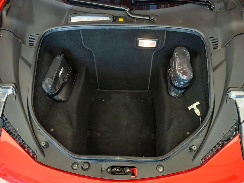 2011 Ferrari 458 Italia - Image 21 of 24