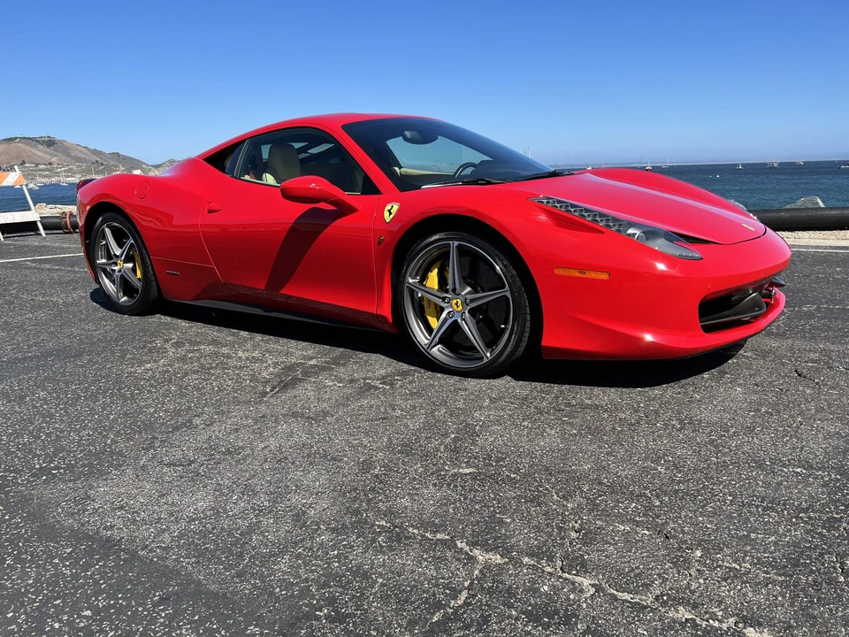 2011 Ferrari 458 Italia - Image 25 of 31