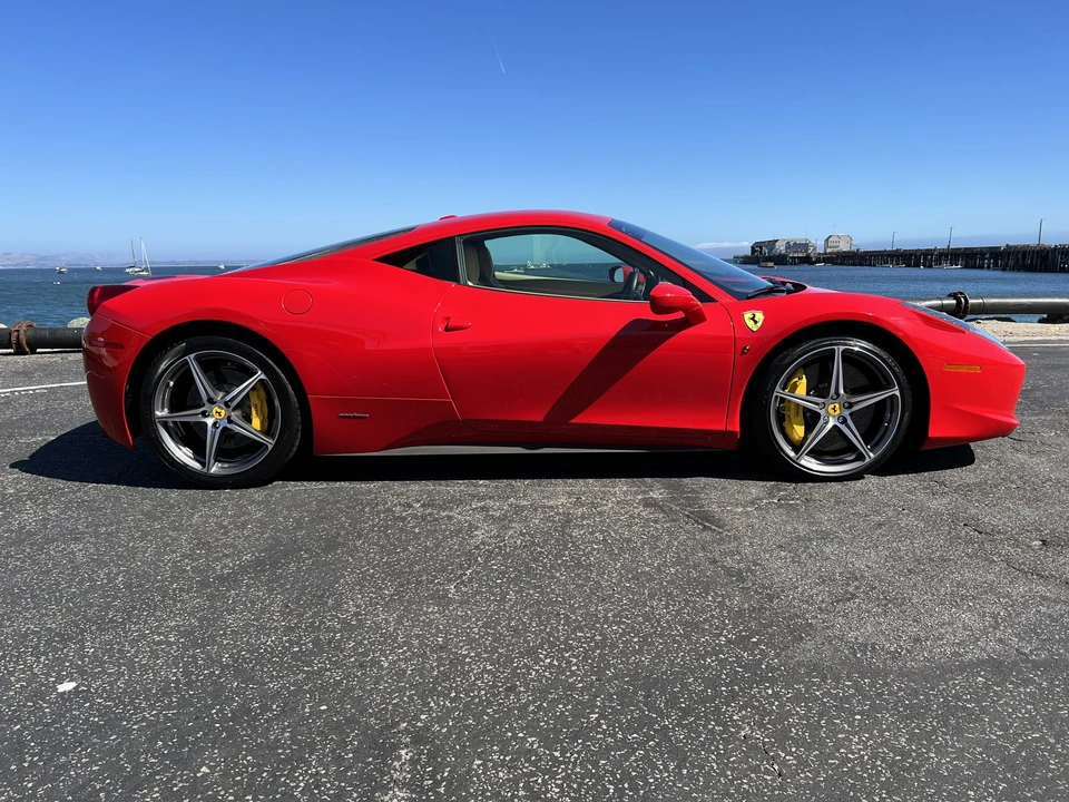 2011 Ferrari 458 Italia - Image 24 of 31