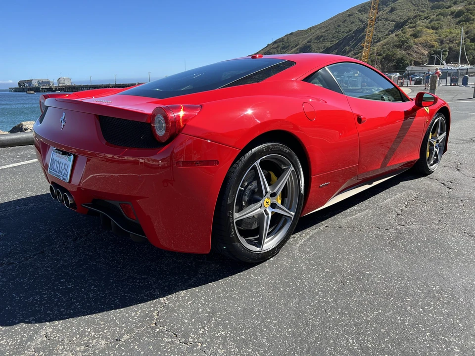 2011 Ferrari 458 Italia - Image 22 of 31