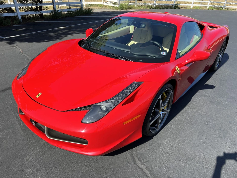 2011 Ferrari 458 Italia - Image 3 of 31