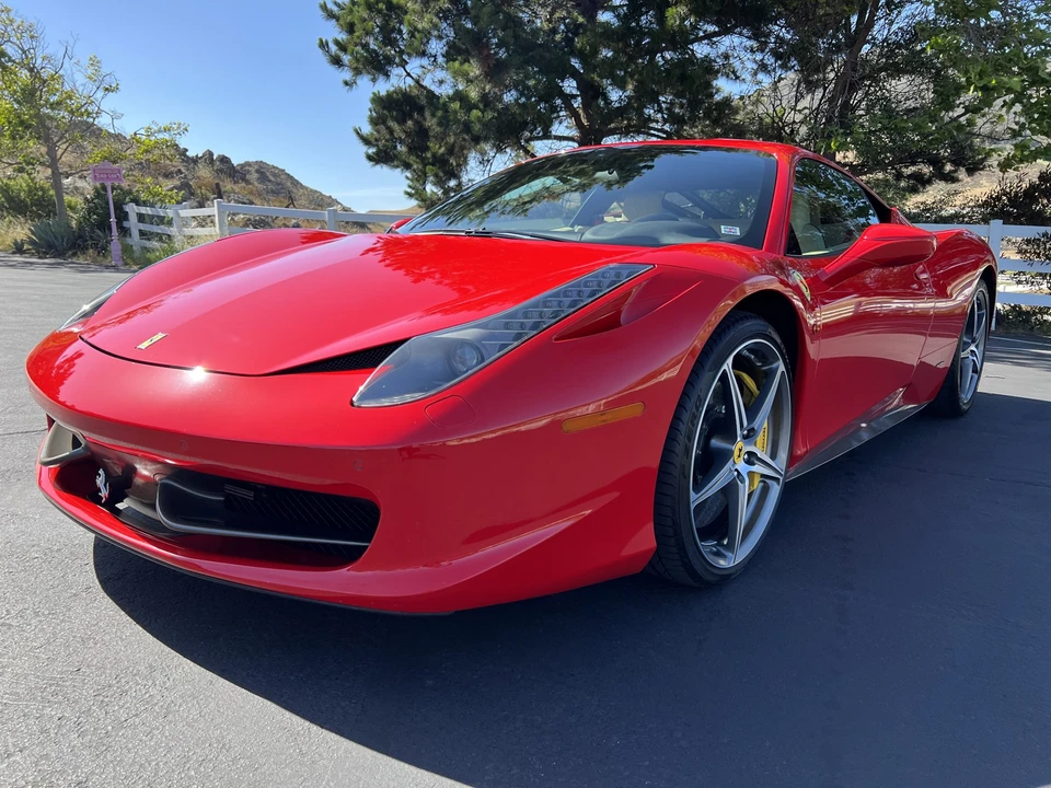 2011 Ferrari 458 Italia - Image 6 of 31