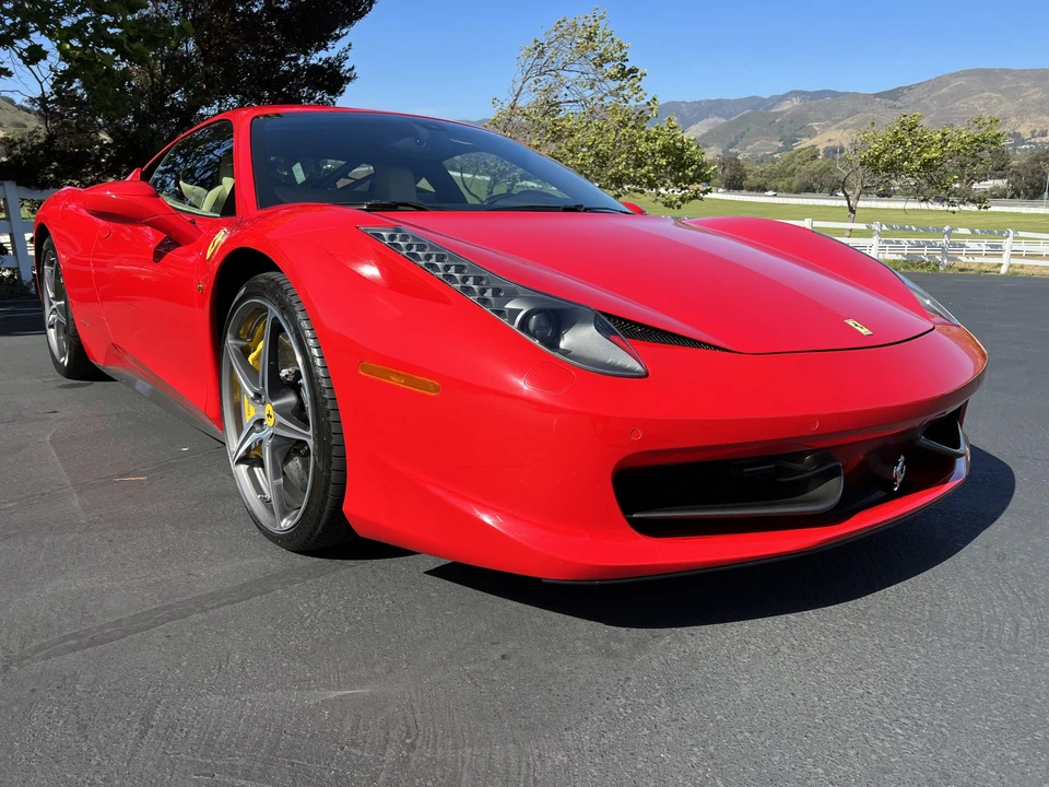 2011 Ferrari 458 Italia - Image 27 of 31